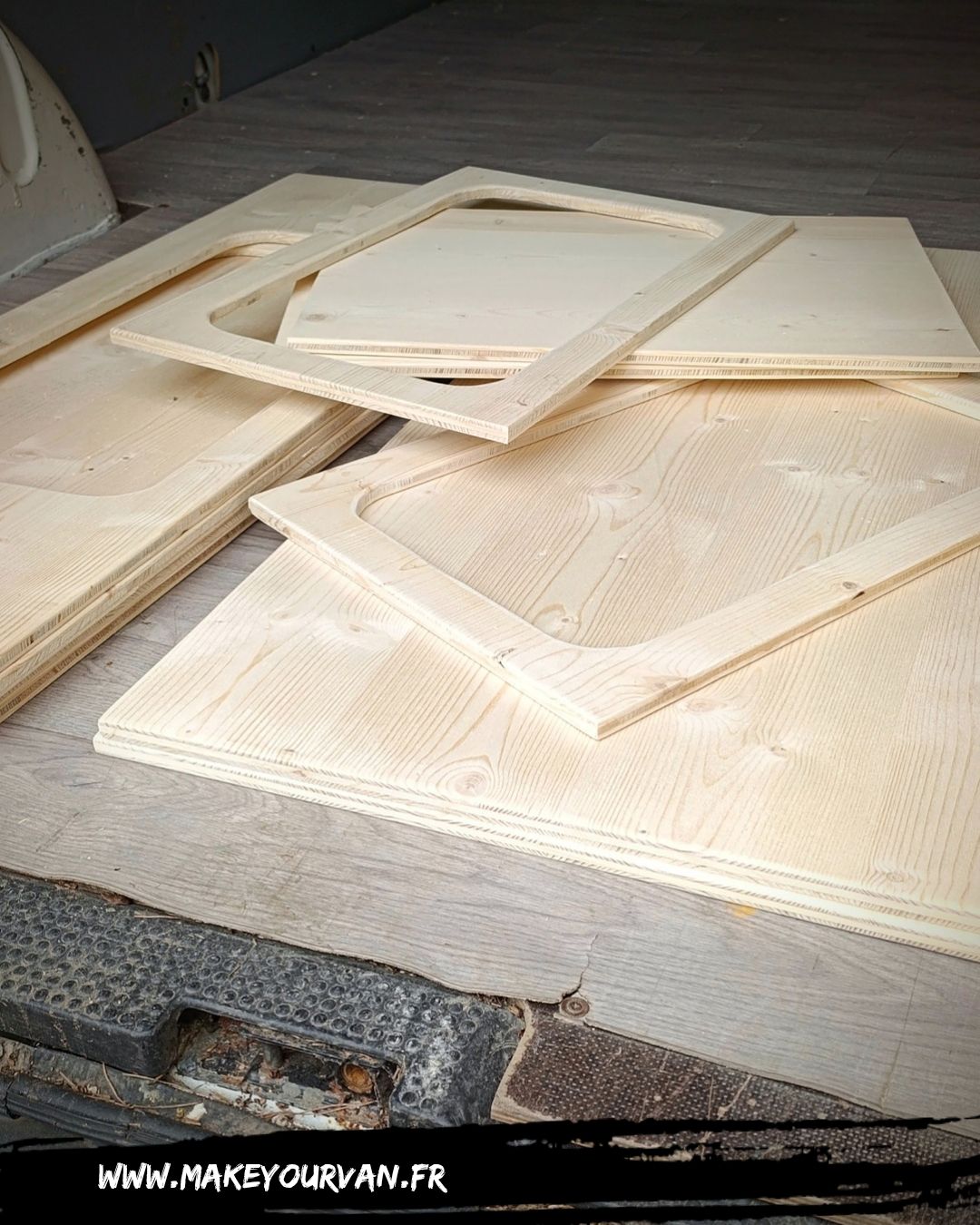 TRAFIC L2H1 #2 - MAKE YOUR VAN