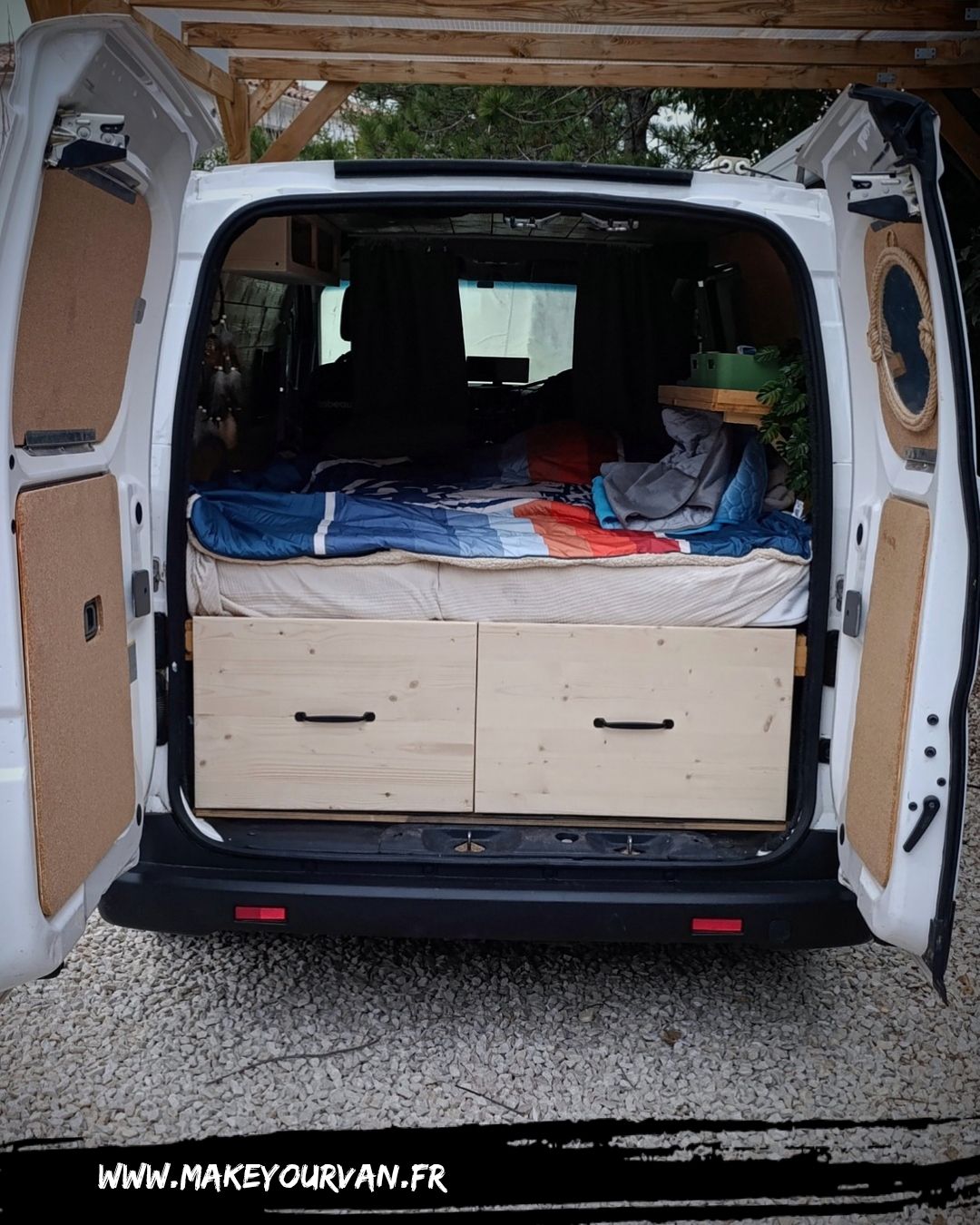 NISSAN NV200 L1H1 - MAKE YOUR VAN